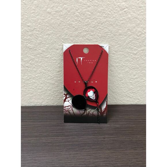 IT Chapter Two Red Balloon Locket Necklace - Picture 2 of 3